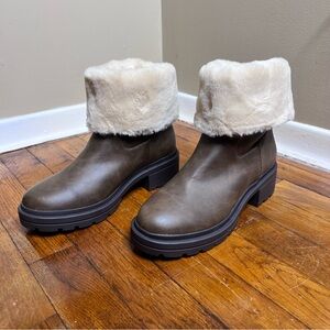 NWOT Rocket Dog Womens Boots | Idea Brown Roll Down Boot size 8